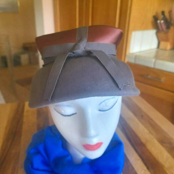 Vintage 1950’s Gray Felt Eva Mae Mode Women's Hat with Satin Accent - Picture 3 of 12